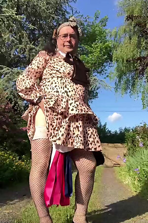 In an outfit with a little leopard-style dress for an evening out.