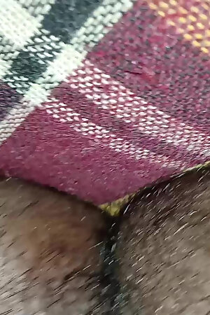 Indian Men mastrubating and unctrolled his anal feelings