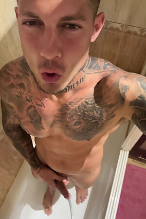 SEMI HARD COCK piss💦