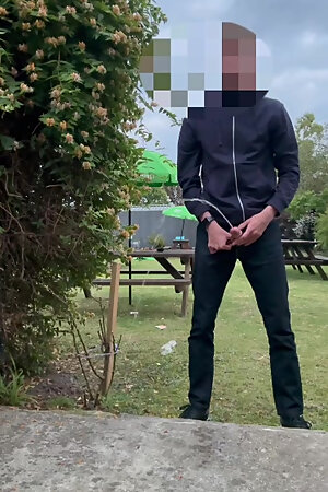 Super desperate to pee