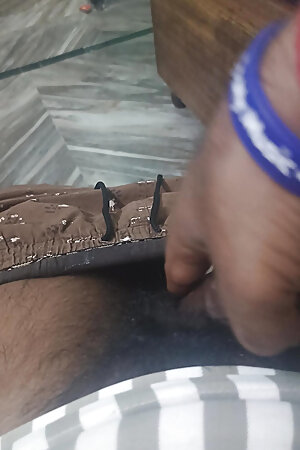 Bhabhi Ki Chut Yaad Kar Muth Mari